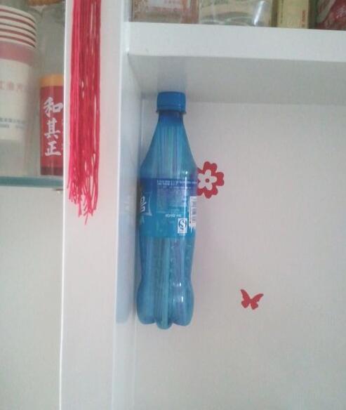 悬挂装饰收纳瓶的美观做法