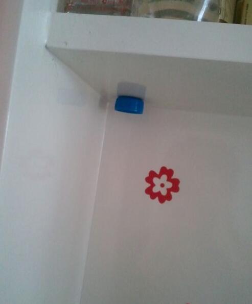 悬挂装饰收纳瓶的美观做法