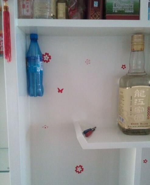 悬挂装饰收纳瓶的美观做法