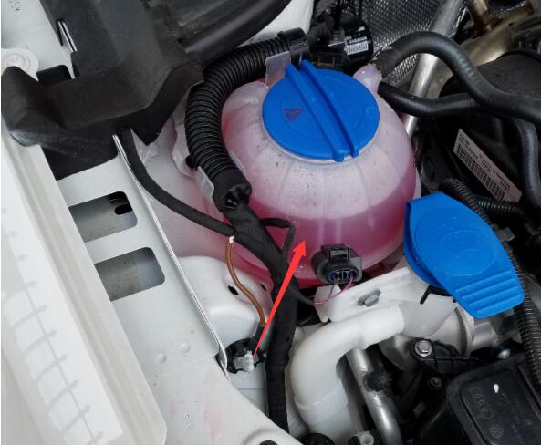 速腾车需要加水吗？教你怎么给一汽大众的速腾车加水