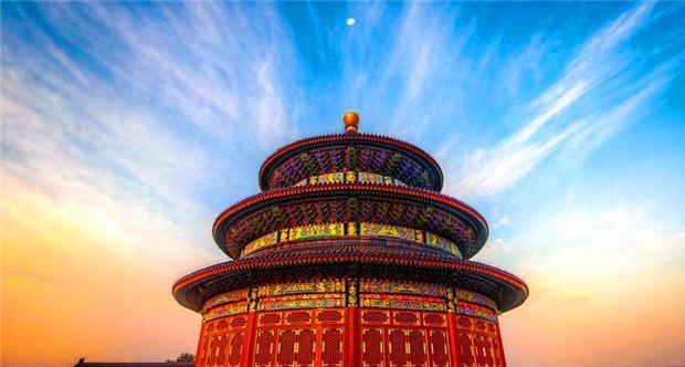 从先秦时期的礼制建筑中,谈谈其对政治方面有何影响?