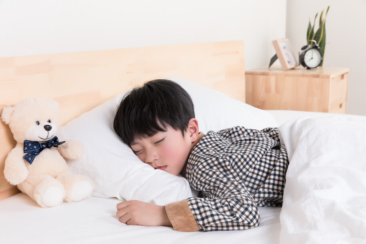 火了12年,“假洋鬼子”终于翻车了