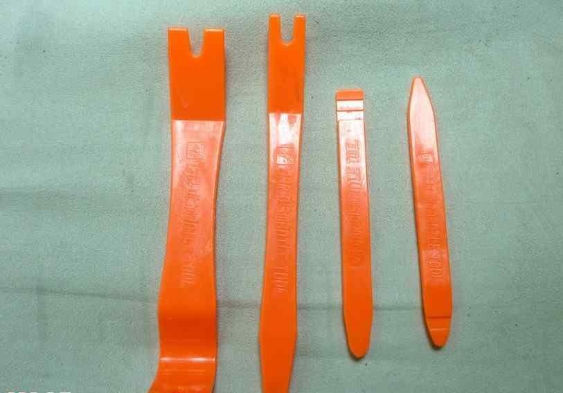 昊锐怎么拆方向盘(斯柯达昊锐中控怎么拆)