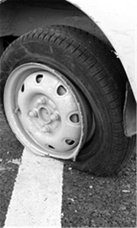 怎么摩托车上轮胎层数(摩托车轮胎怎么安装)