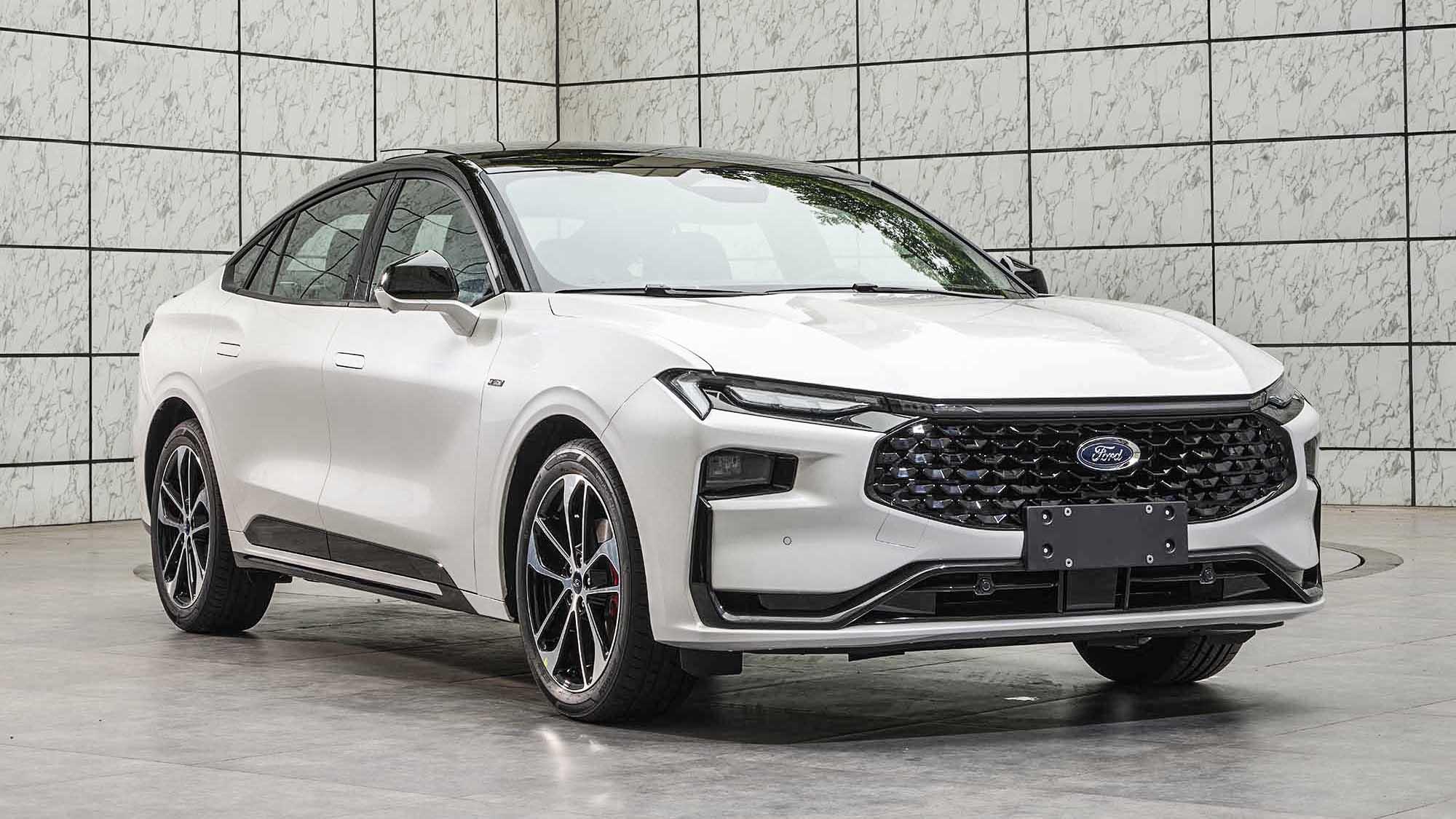 白色蒙迪欧怎么样(福特蒙迪欧图片)