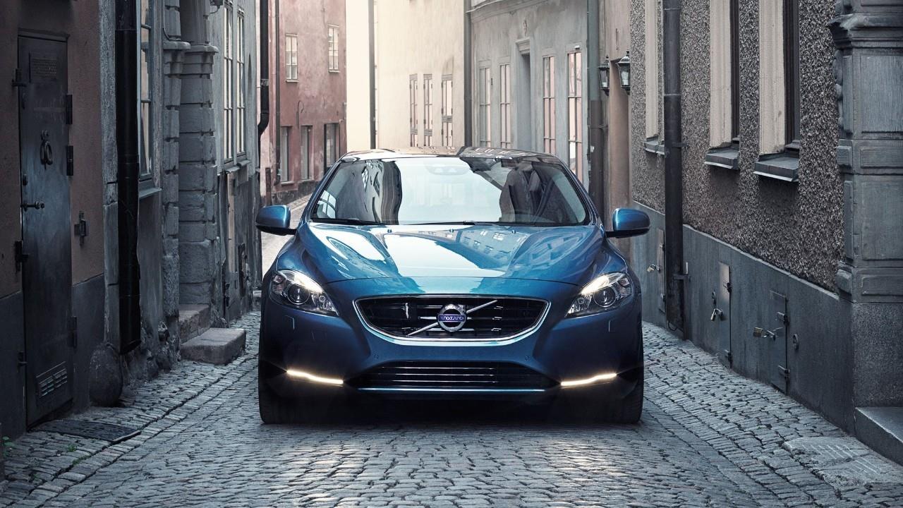 沃尔沃v40怎么换汽油格(沃尔沃s60l可以加92号汽油吗)