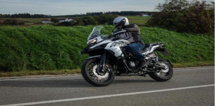 贝纳利金鹏502x拉力车怎么样(贝纳利金鹏800)