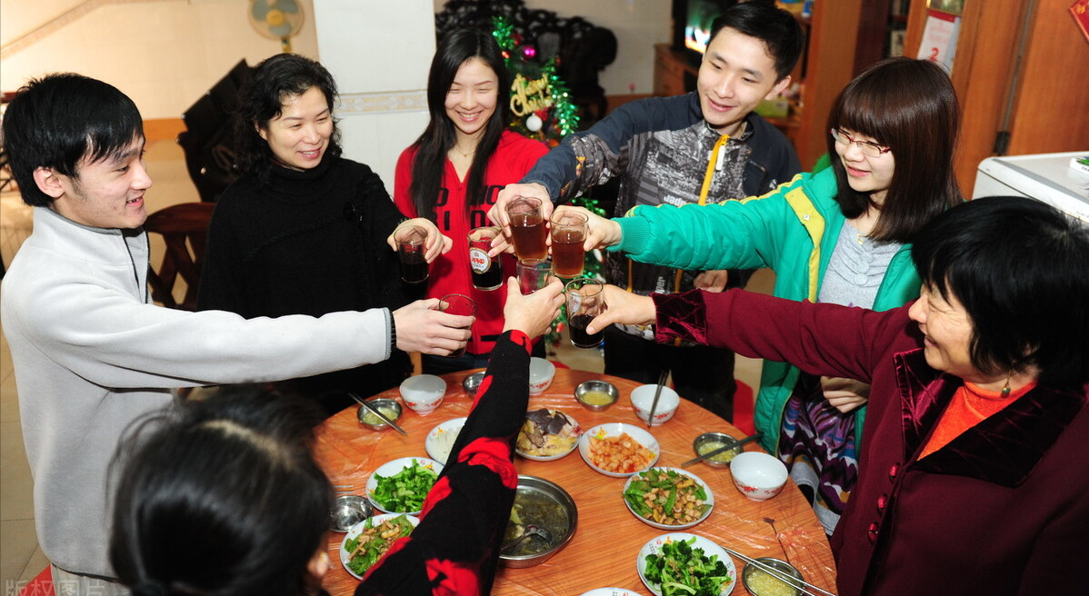 老辈人年夜饭必备的6大硬菜，现在却逐渐消失，年轻人：过年谁吃它！