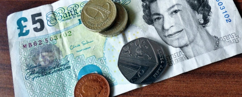 贷款续贷需要什么手续 需要前往线下柜台办理吗